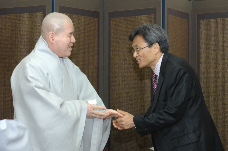 2010.01.28_오마이뉴스 오연호 대표 (1)